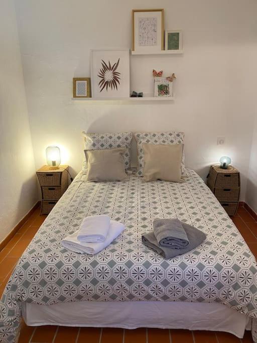 Simone, Appartement Maison, Quartier Calme, Grande Terrasse, Spa, Barbecue, 2 Chambres Fréjus エクステリア 写真