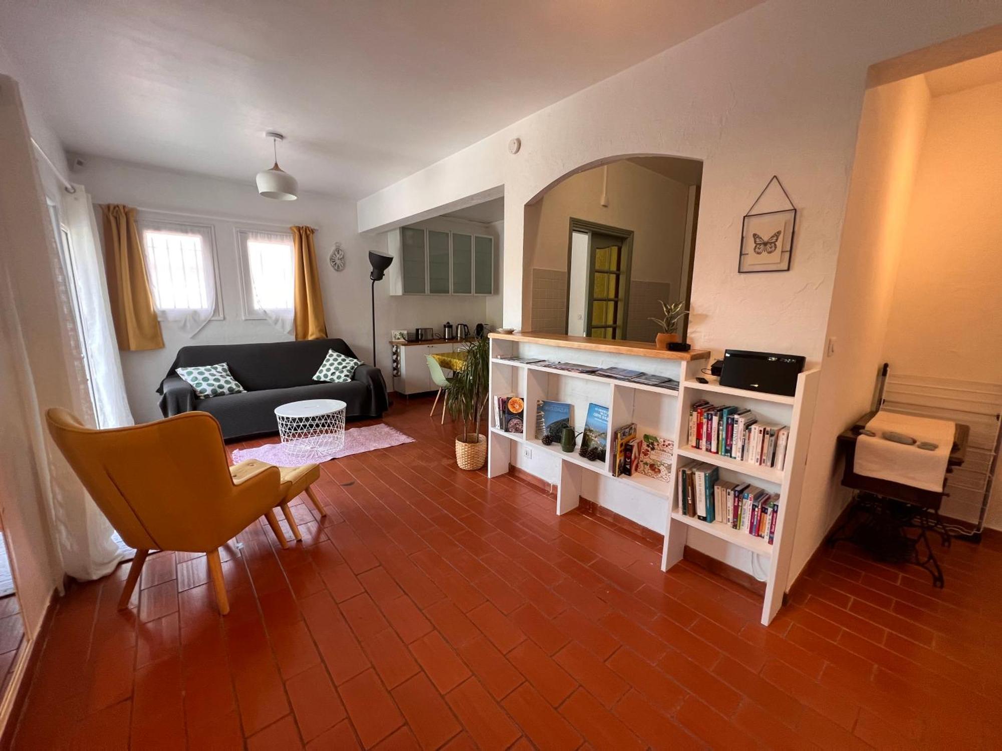 Simone, Appartement Maison, Quartier Calme, Grande Terrasse, Spa, Barbecue, 2 Chambres Fréjus エクステリア 写真